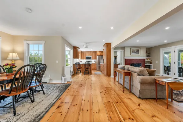 $1,689,000 | 33 Sky Lane, Wolfeboro, NH 03894