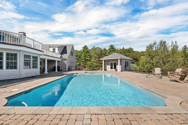 $1,689,000 | 33 Sky Lane, Wolfeboro, NH 03894