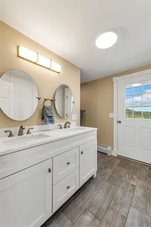 $1,689,000 | 33 Sky Lane, Wolfeboro, NH 03894