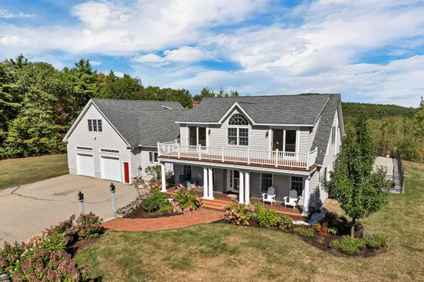 $1,689,000 | 33 Sky Lane, Wolfeboro, NH 03894