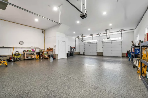 $1,689,000 | 33 Sky Lane, Wolfeboro, NH 03894