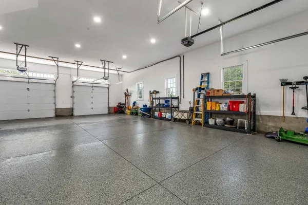 $1,689,000 | 33 Sky Lane, Wolfeboro, NH 03894