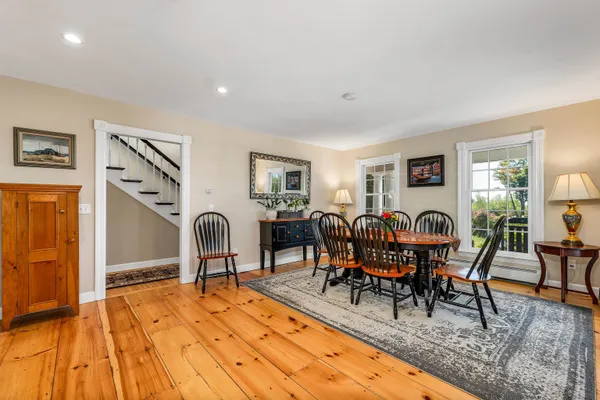 $1,689,000 | 33 Sky Lane, Wolfeboro, NH 03894