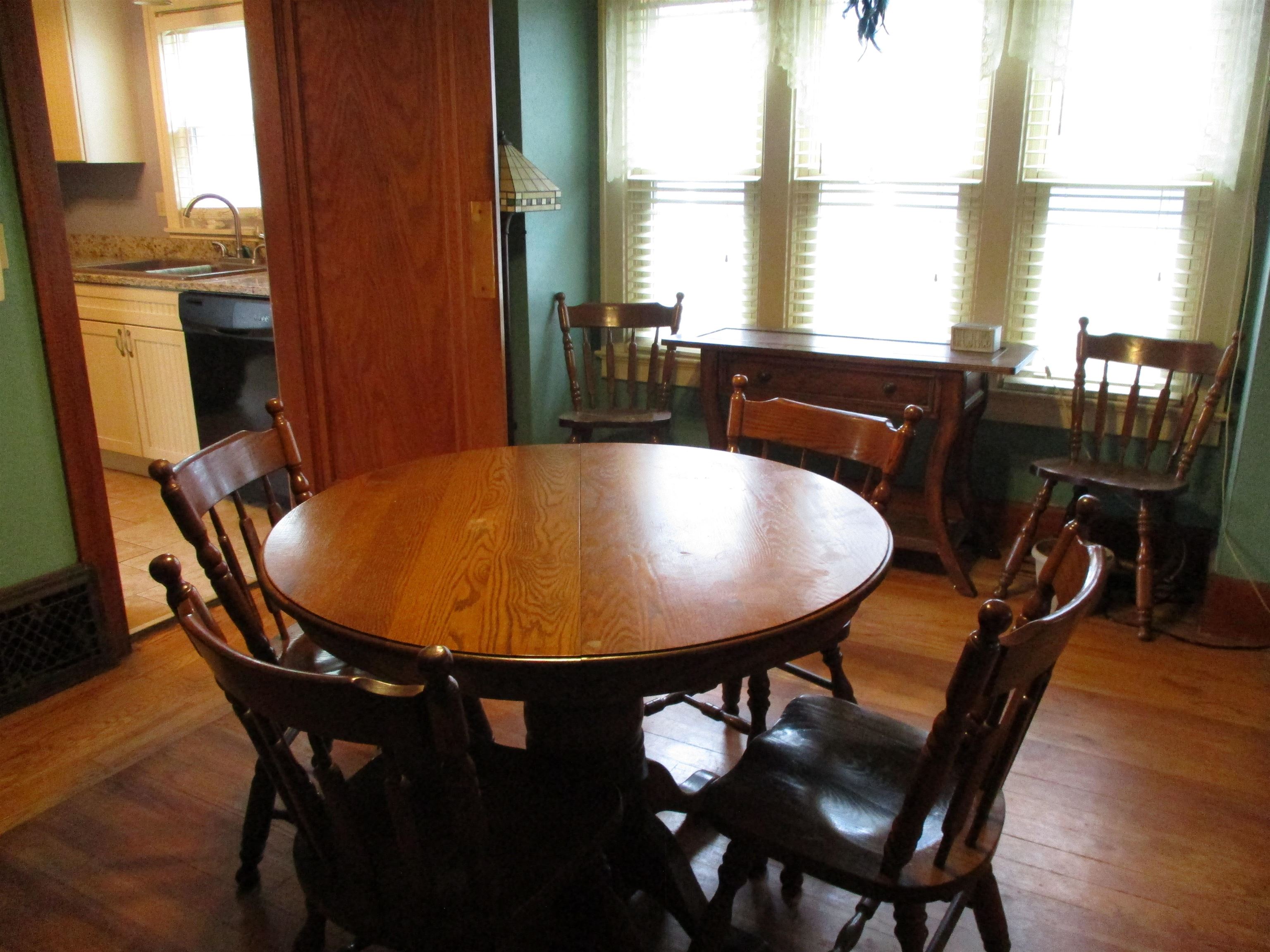 411 Mercer Street Durand, MI 48429 - Photo 11 of 43 50141833-bb97ef97-8f22-41a4-a138-74486ce77149.JPG