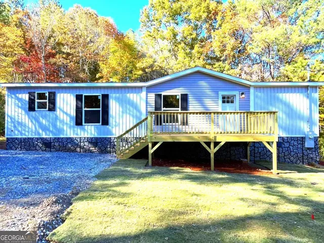a house view with a outdoor space