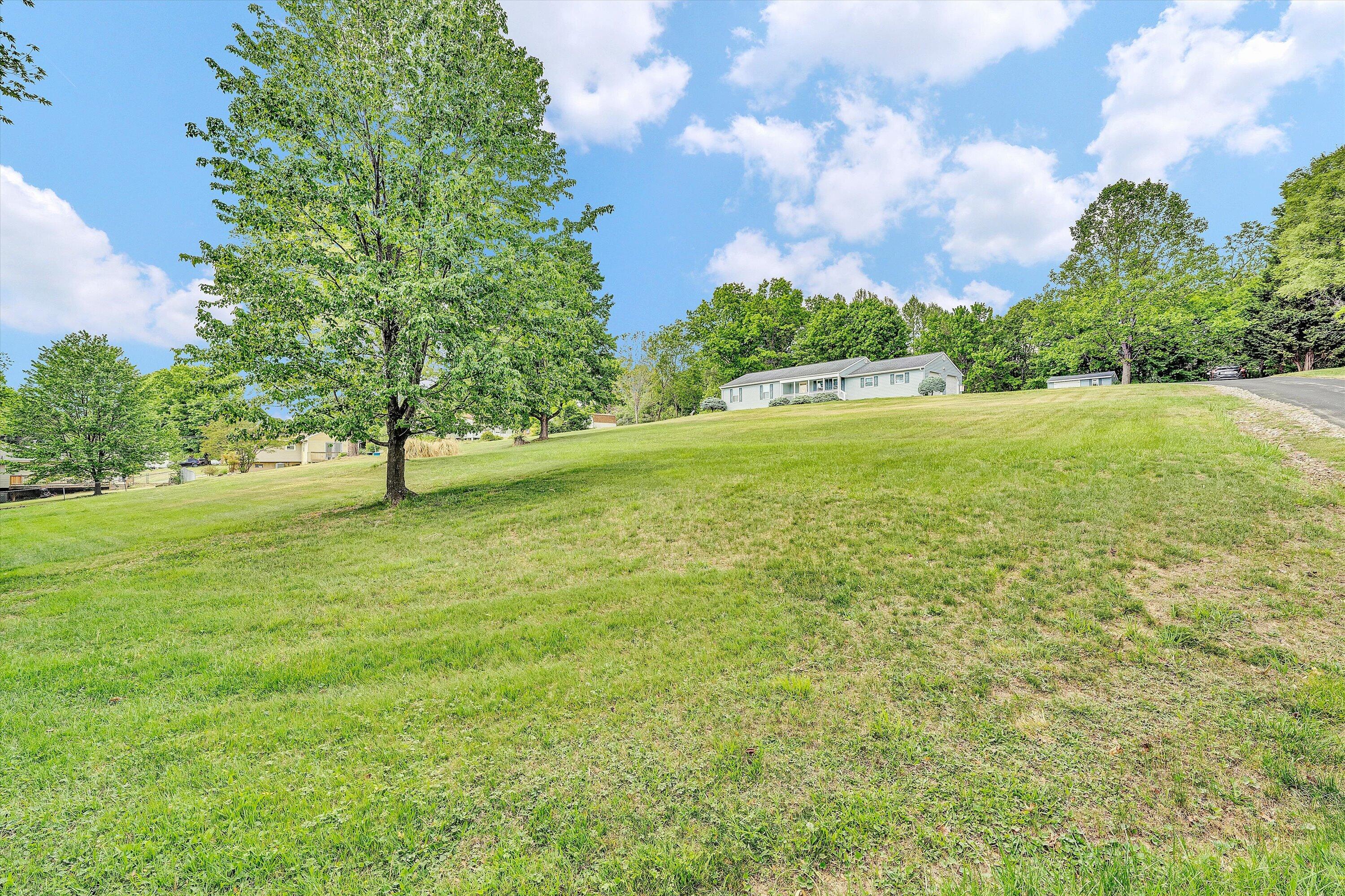 1530 Graybill Road Northwest Roanoke, VA 24017 - Photo 4 of 32 04-SGP-05137