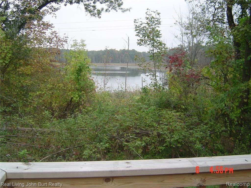 777 West Leonard Road Leonard, MI 48367 - Photo 21 of 26 2015-10-06 16.56