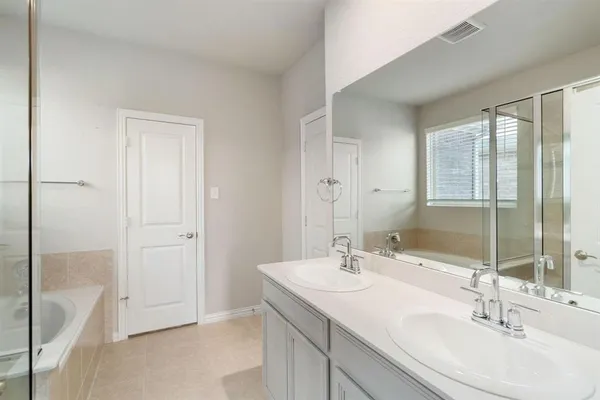 $3,000 | 1820 Cinnamon Trail, Aubrey, TX 76227