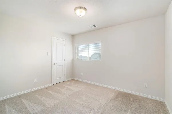 $3,000 | 1820 Cinnamon Trail, Aubrey, TX 76227