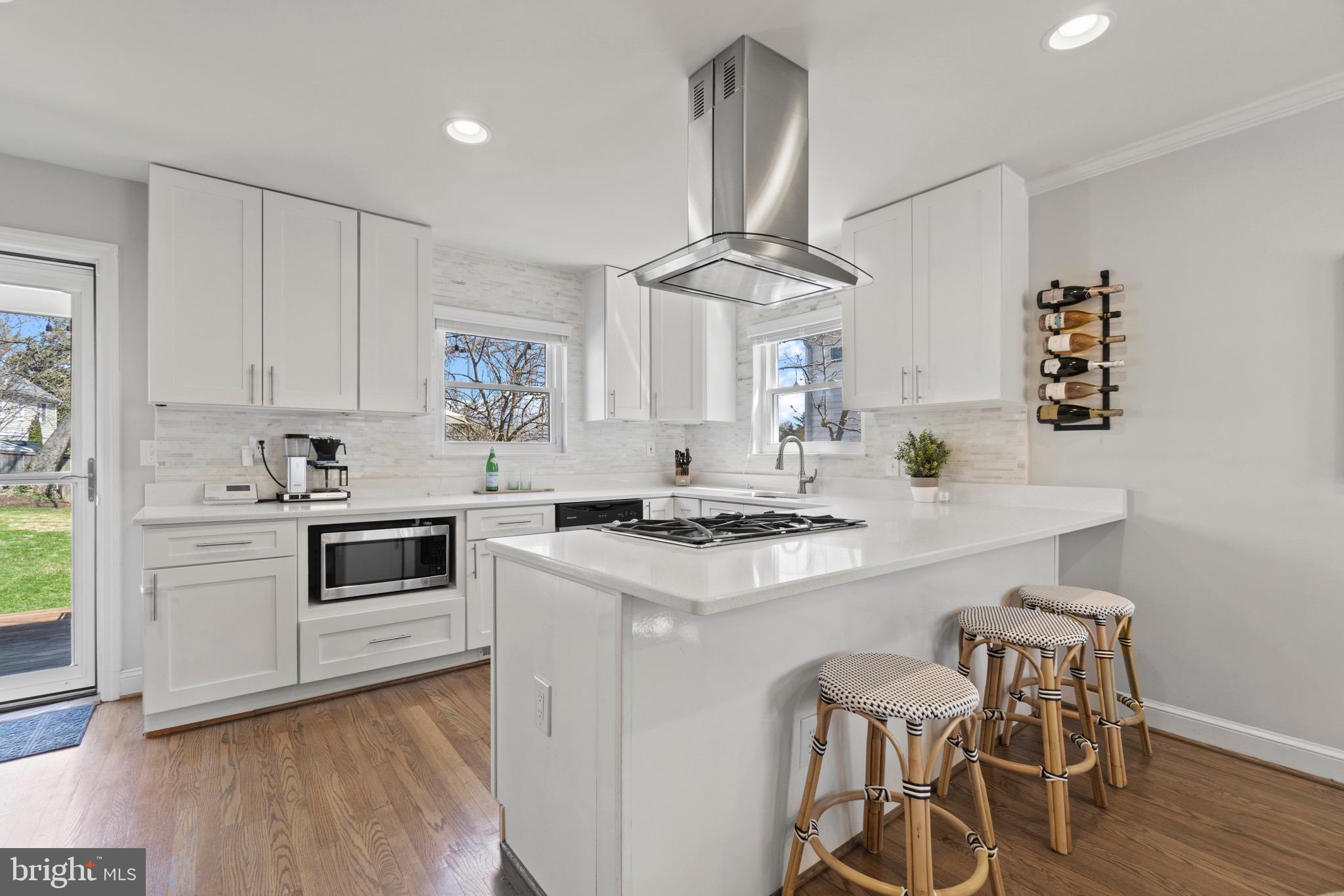 1215 West Braddock Road Alexandria, VA 22302 - Photo 12 of 35