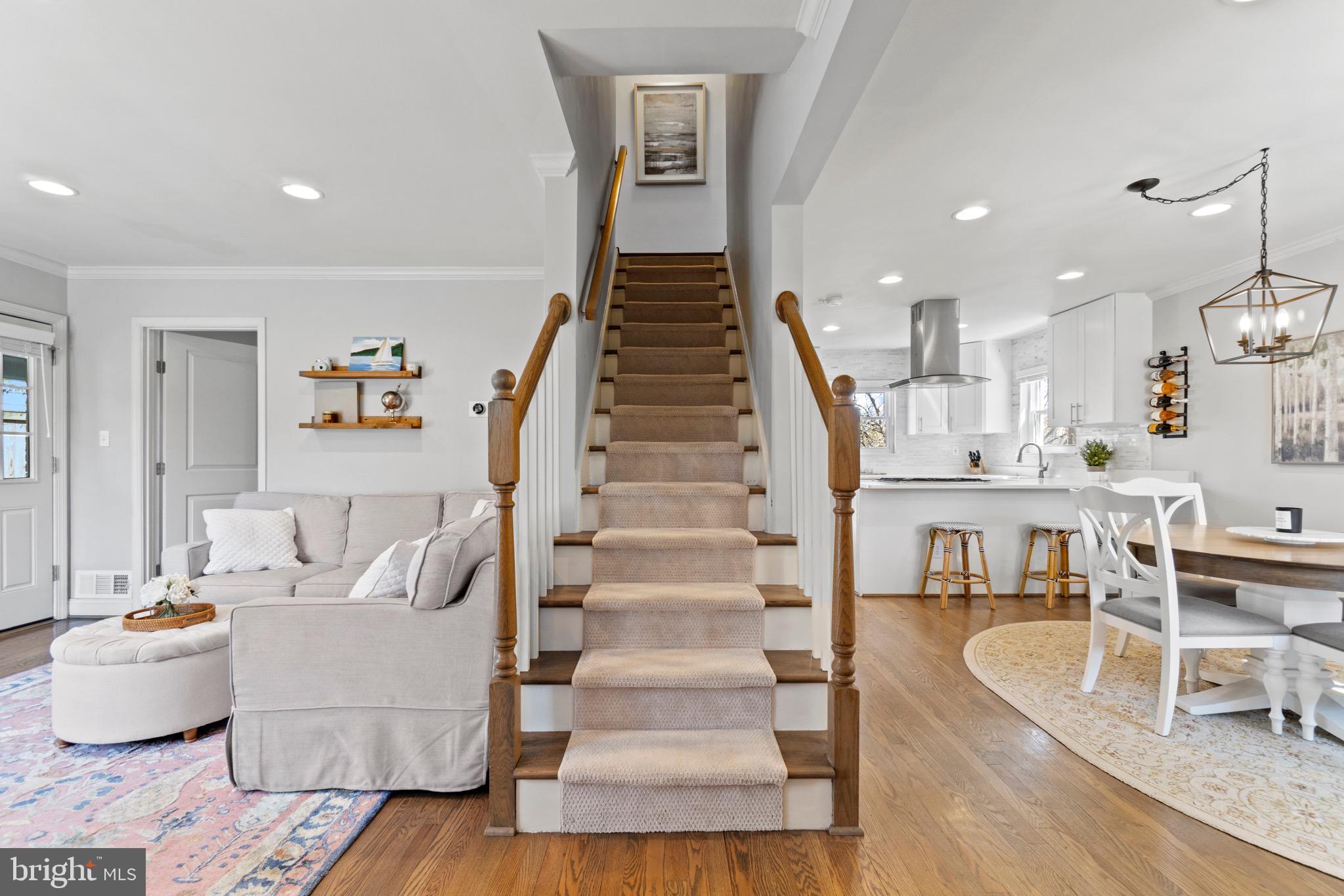 1215 West Braddock Road Alexandria, VA 22302 - Photo 4 of 35