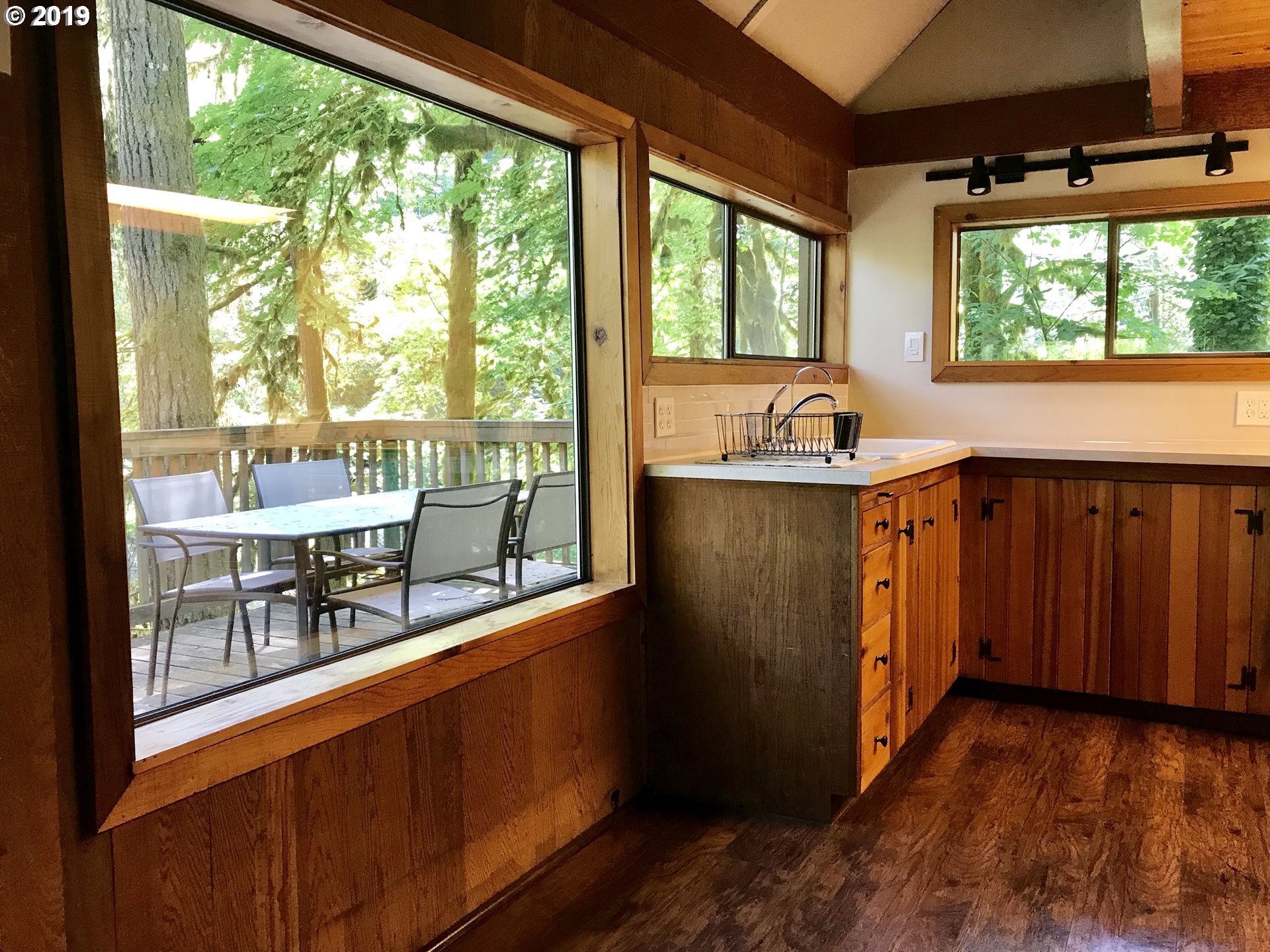 33923 Southeast Rainbow Road Estacada, OR 97023 - Photo 9 of 27 Gallery Image 9