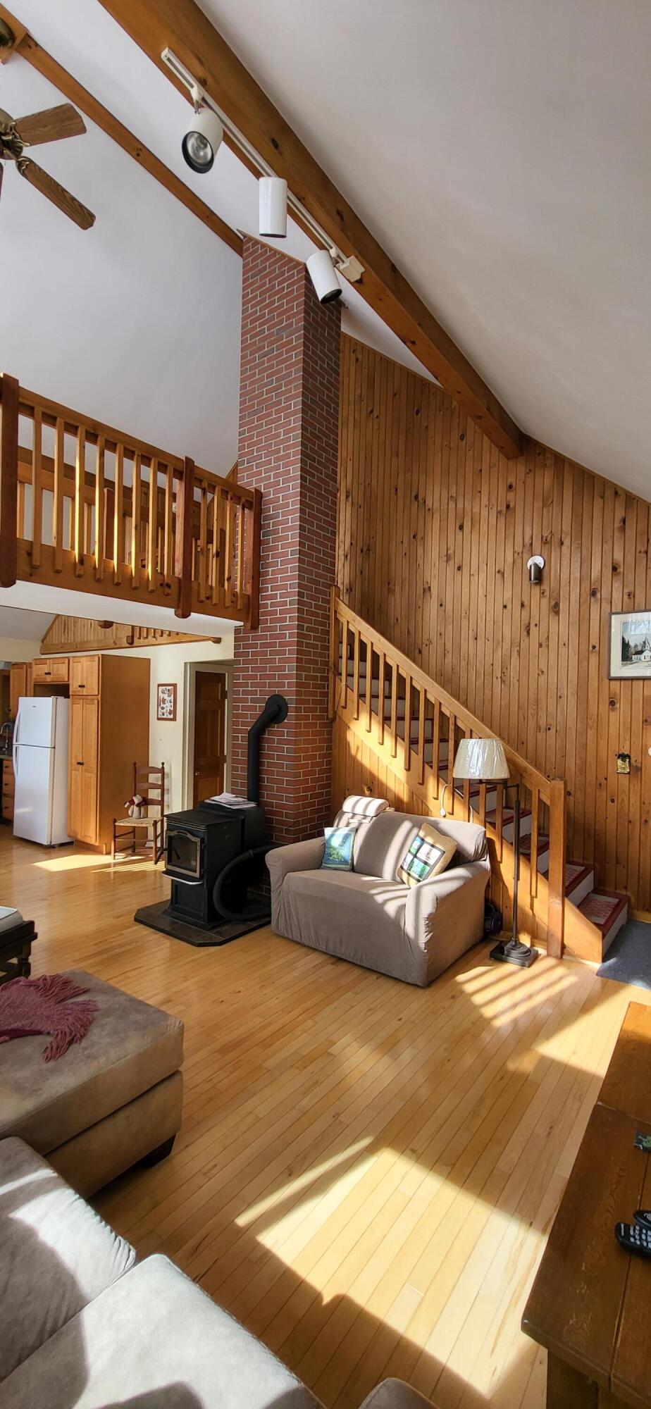 86 Laurie's Lane Hanover, ME 04237 - Photo 12 of 42 livingroom1