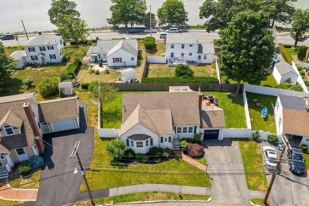 28 Walden Road Wakefield, MA 01880 - Photo 24 of 29 Gallery Image 24