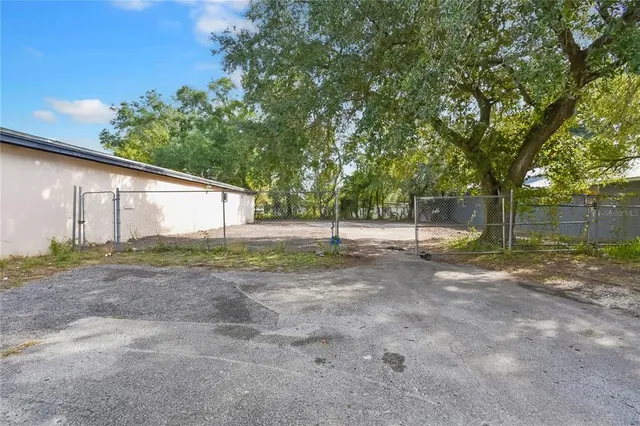 $9 | 3429 North Liberty Street, Jacksonville, FL 32206