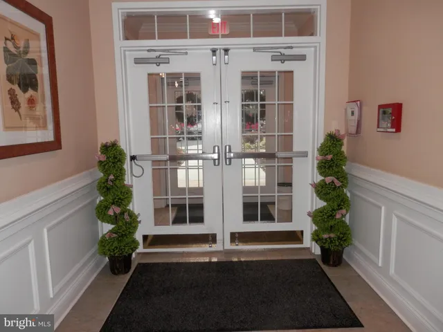a view of a entryway of the house