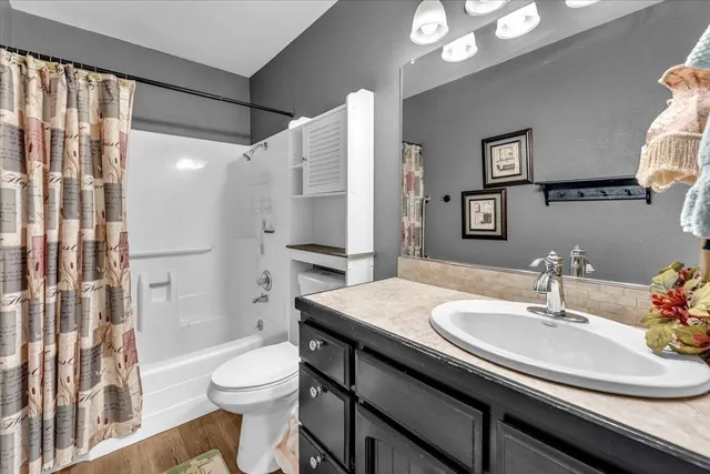 $275,000 | 1833 Del Mar Avenue, Redding, CA 96003