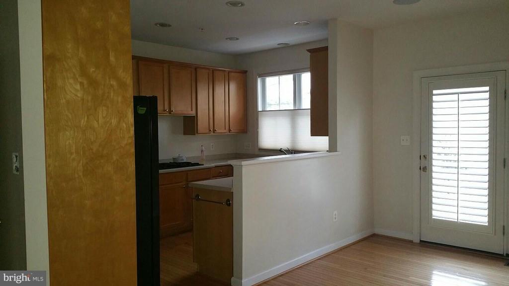 2325 Georgia Village Way Silver Spring, MD 20902 - Photo 5 of 9 Kitchen