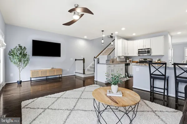$685,000 | 25349 Wakestone Park Terrace, Chantilly, VA 20152