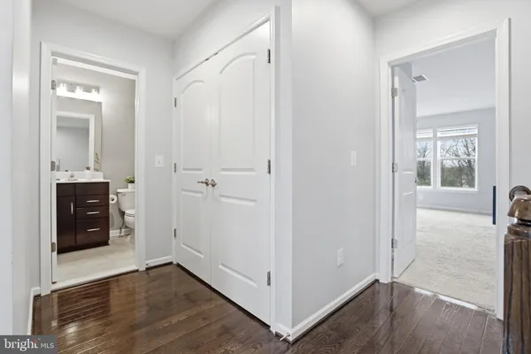 $685,000 | 25349 Wakestone Park Terrace, Chantilly, VA 20152