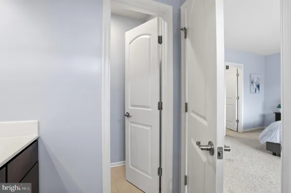 $685,000 | 25349 Wakestone Park Terrace, Chantilly, VA 20152