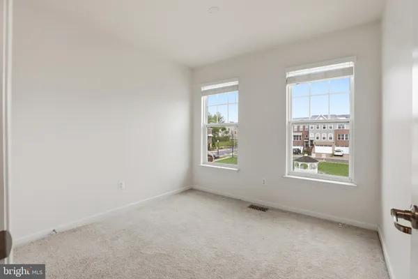 $685,000 | 25349 Wakestone Park Terrace, Chantilly, VA 20152