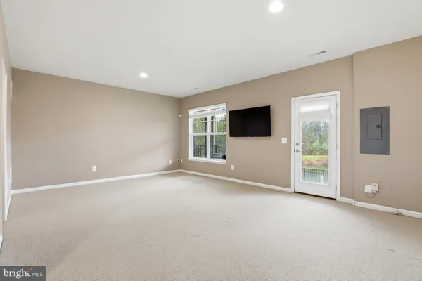 $685,000 | 25349 Wakestone Park Terrace, Chantilly, VA 20152