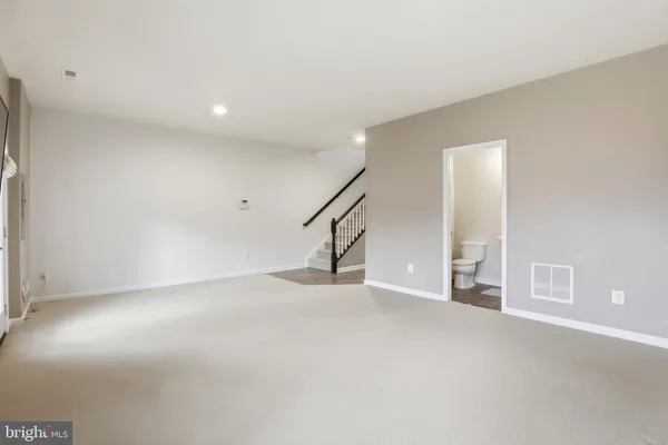 $685,000 | 25349 Wakestone Park Terrace, Chantilly, VA 20152