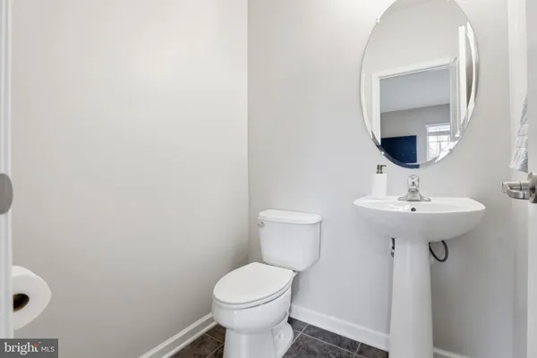 $685,000 | 25349 Wakestone Park Terrace, Chantilly, VA 20152