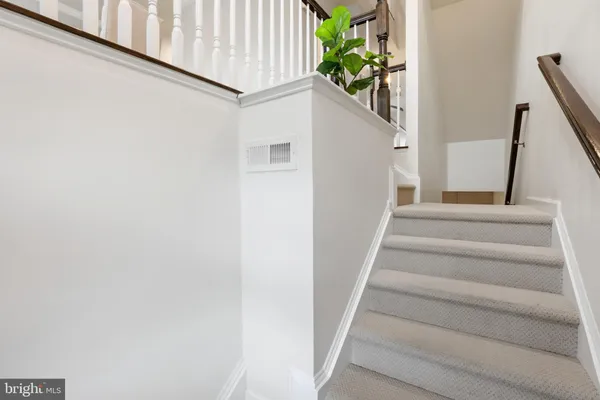 $685,000 | 25349 Wakestone Park Terrace, Chantilly, VA 20152