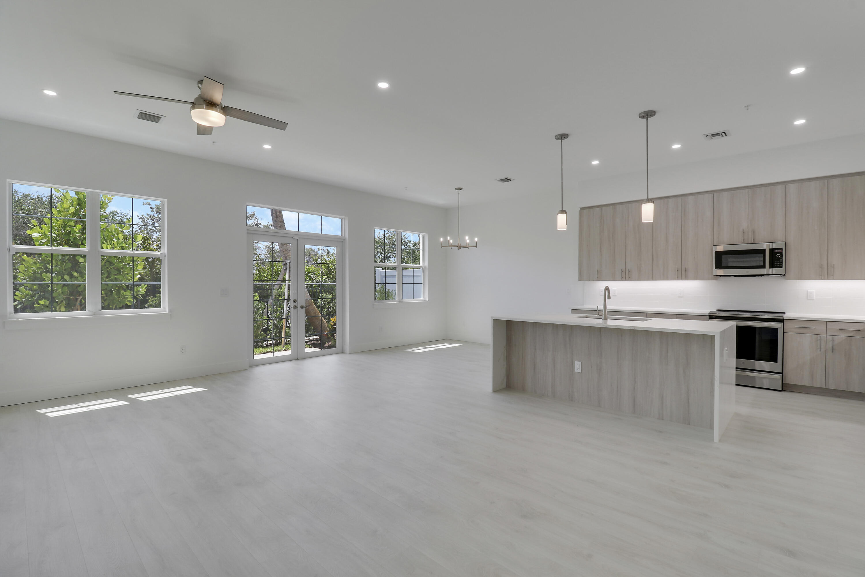 120 Water Pointe Place, Unit 3 Jupiter, FL 33477 - Photo 24 of 36