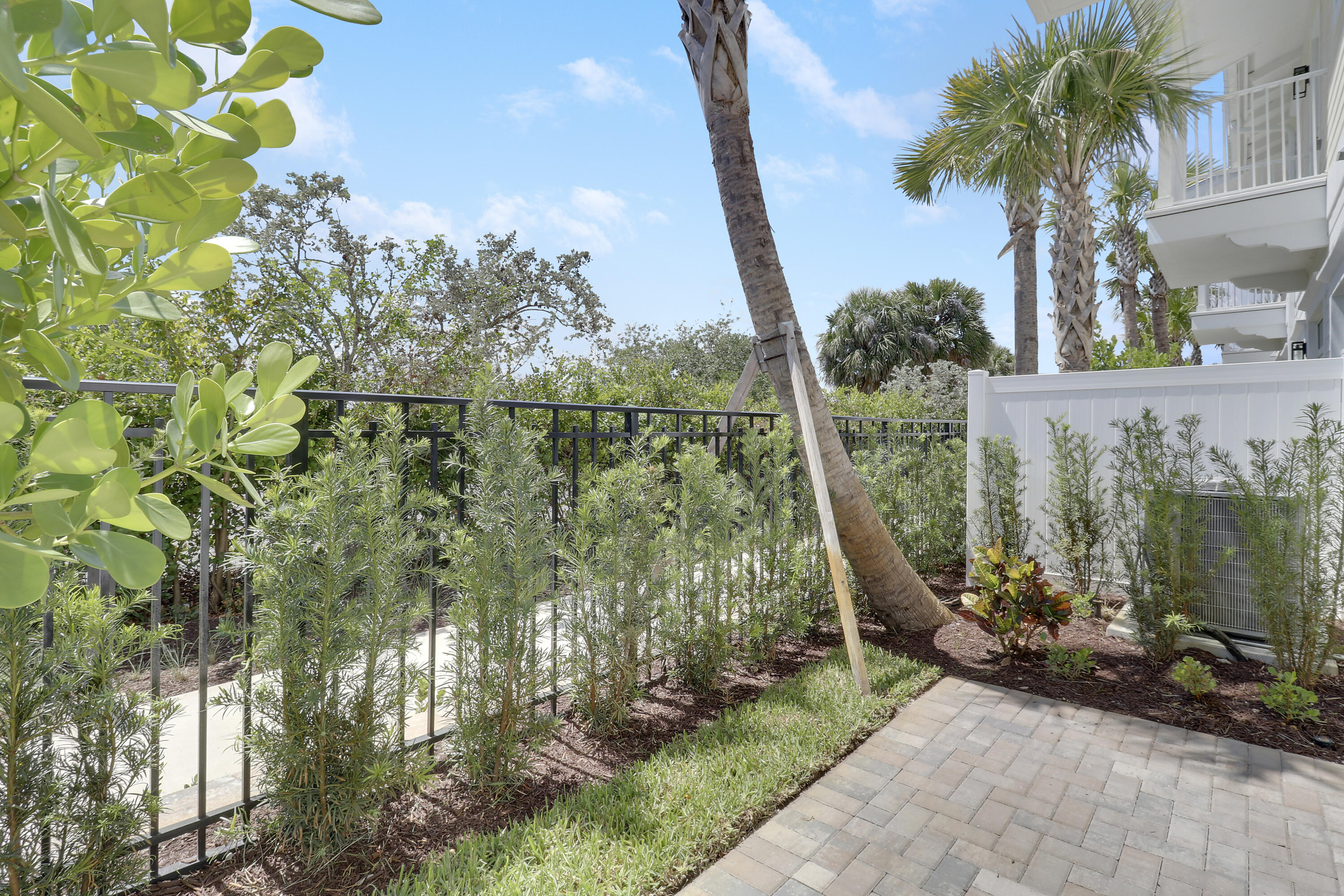 120 Water Pointe Place, Unit 3 Jupiter, FL 33477 - Photo 25 of 36