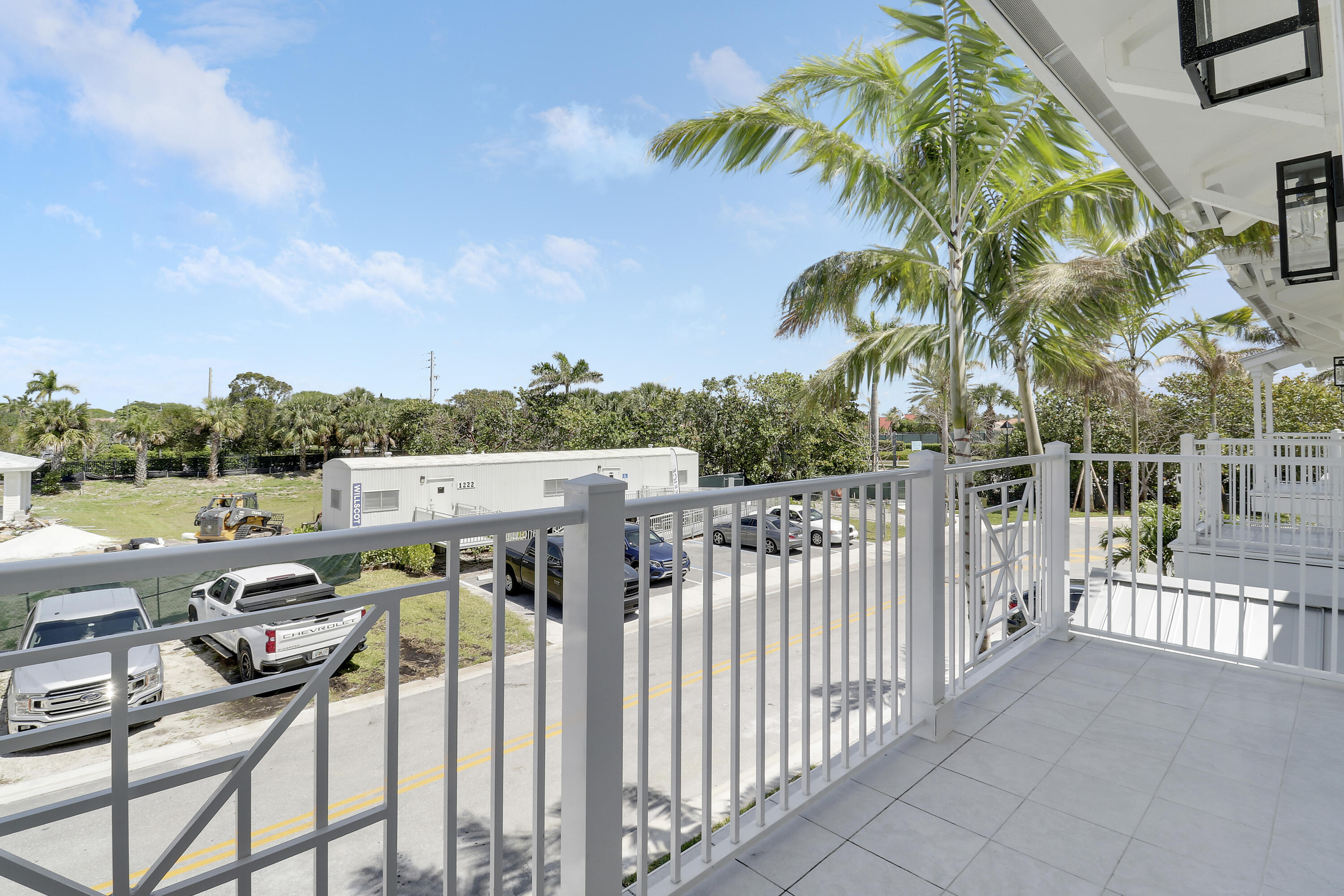 120 Water Pointe Place, Unit 3 Jupiter, FL 33477 - Photo 10 of 36 a view of a terrace with outdoor seating
