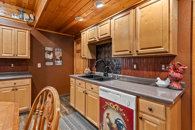 $294,900 | 13020 Groh Lane, Mountain, WI 54149