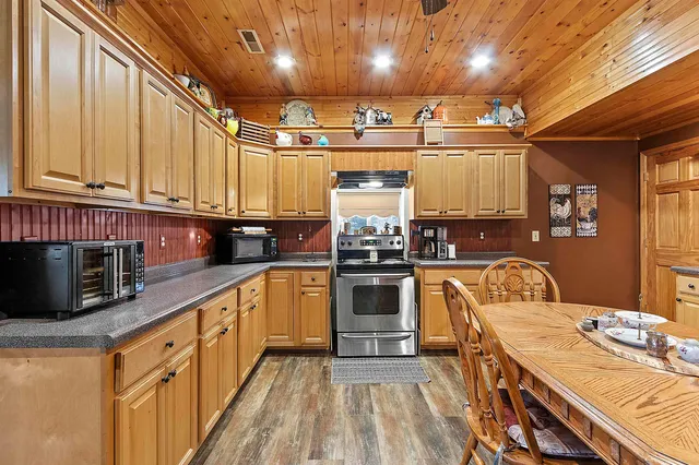 $294,900 | 13020 Groh Lane, Mountain, WI 54149