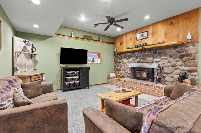 $294,900 | 13020 Groh Lane, Mountain, WI 54149