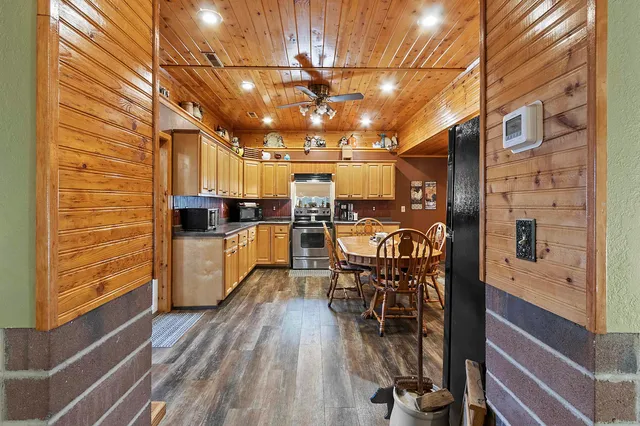 $294,900 | 13020 Groh Lane, Mountain, WI 54149