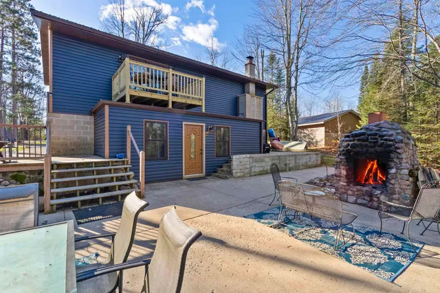 $294,900 | 13020 Groh Lane, Mountain, WI 54149