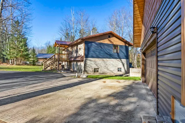 $294,900 | 13020 Groh Lane, Mountain, WI 54149