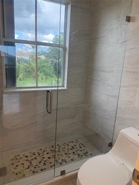 4273 Southwest 84th Terrace Davie, FL 33328 - Photo 11 of 21