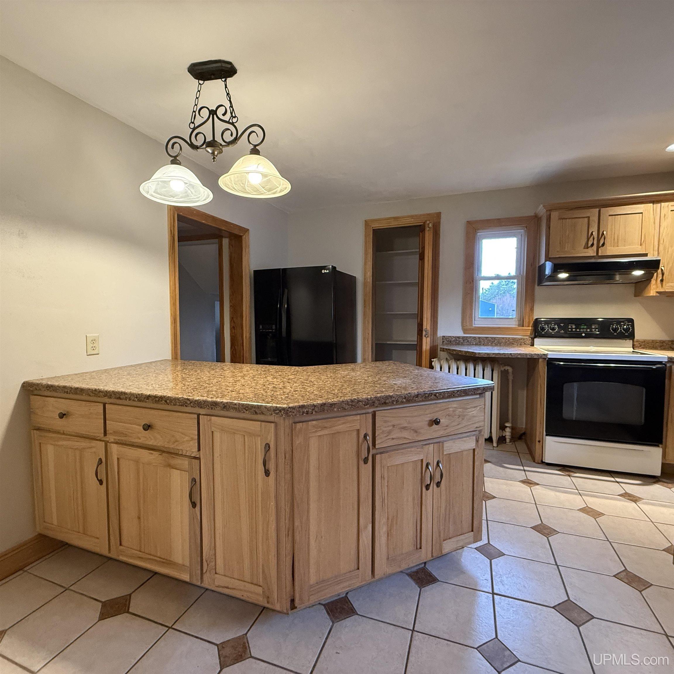 600 Division Street Hurley, WI 54534 - Photo 16 of 58