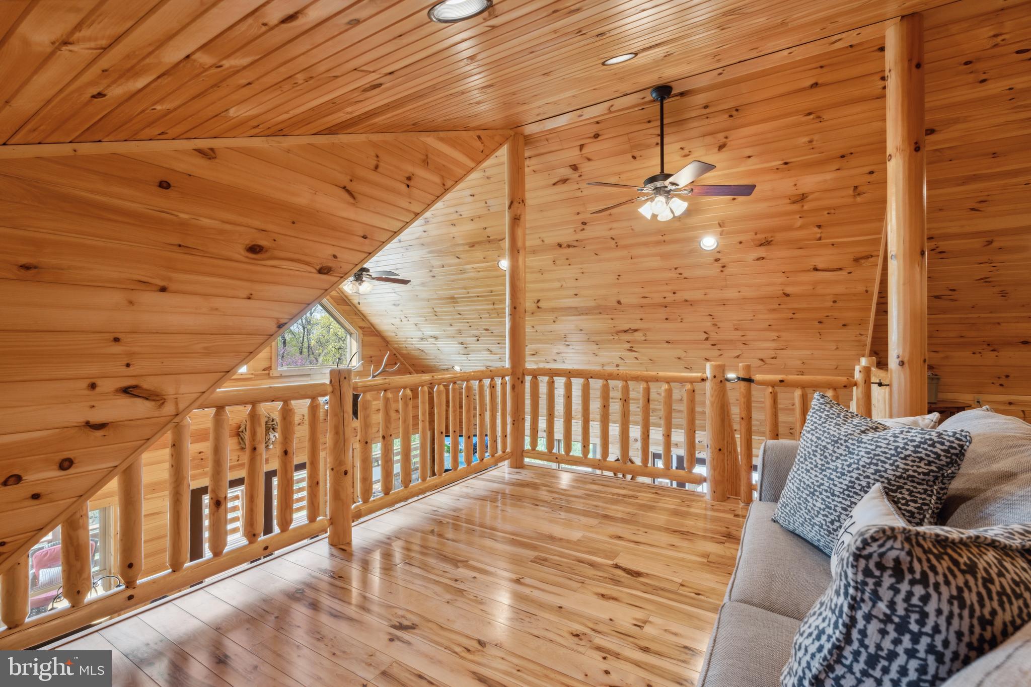 11007 Sugar Maple Huntingdon, PA 16652 - Photo 28 of 46 Loft