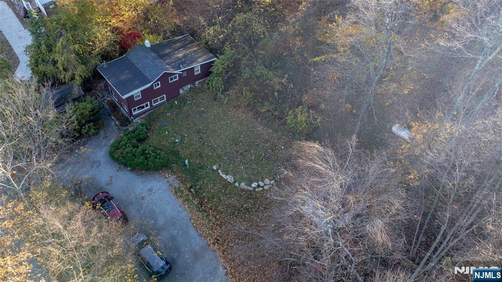 18 Decker Pond Road Sussex, NJ 07461 - Photo 3 of 40