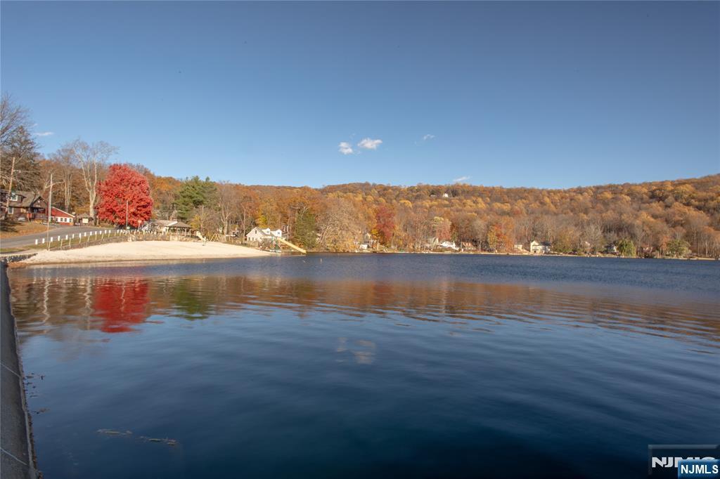 18 Decker Pond Road Sussex, NJ 07461 - Photo 38 of 40