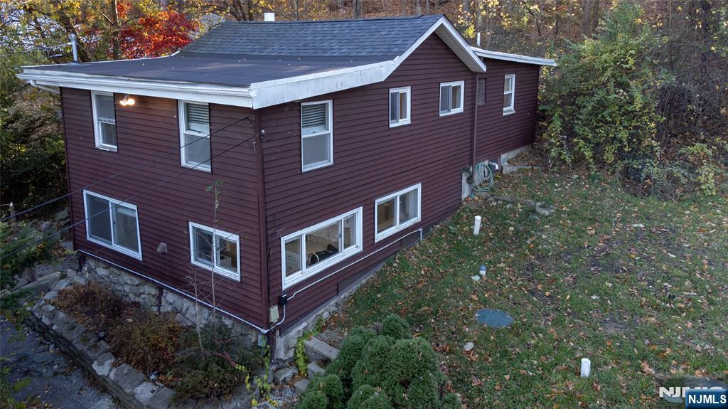 18 Decker Pond Road Sussex, NJ 07461 - Photo 8 of 40