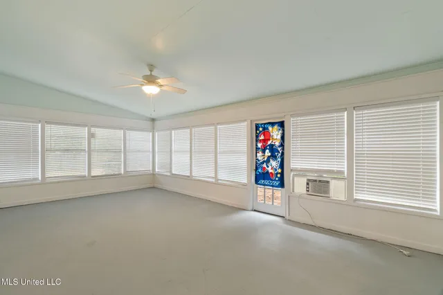 $199,900 | 324 Emerson Drive, Hattiesburg, MS 39401