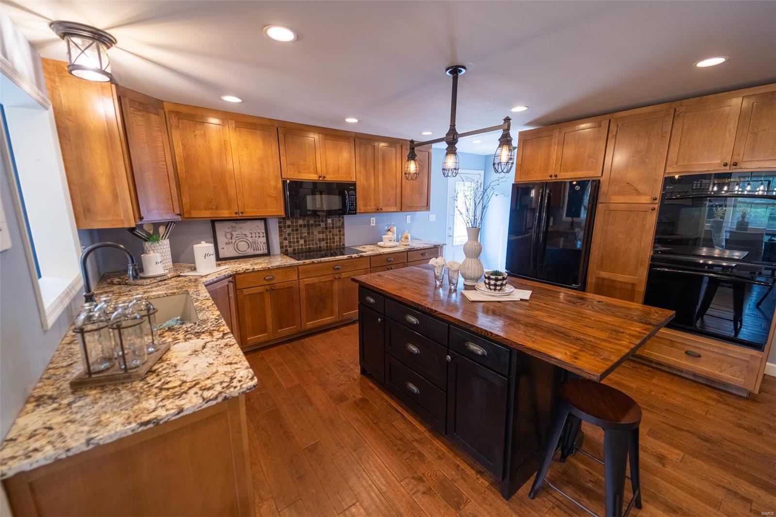 35 Dyer Road Wentzville, MO 63385 - Photo 13 of 28