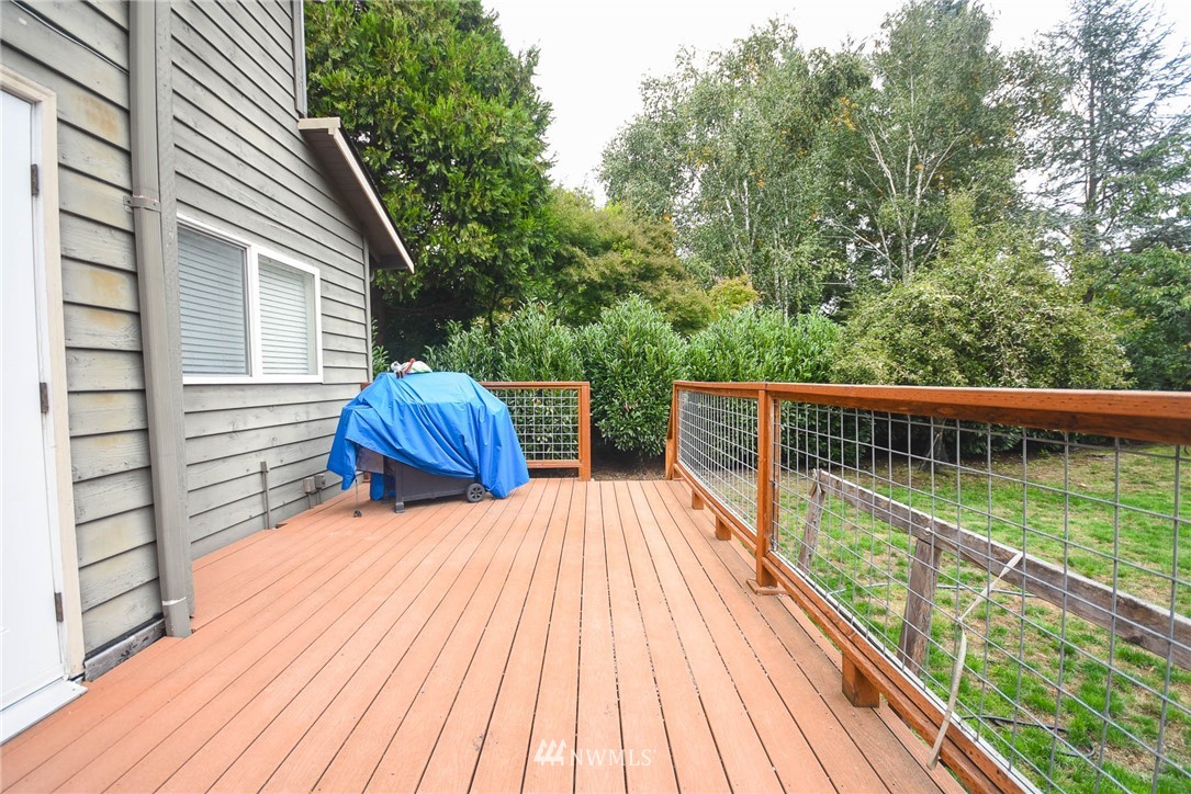8041 68th Loop Southeast Olympia, WA 98513 - Photo 29 of 39 Gallery Image 29