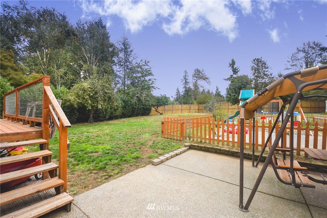 8041 68th Loop Southeast Olympia, WA 98513 - Photo 30 of 39 Gallery Image 30