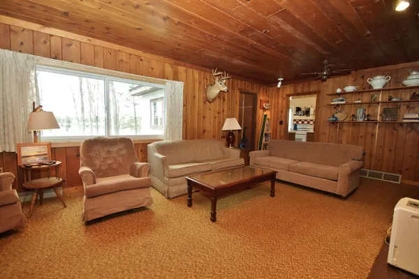 $599,000 | 11404 North Farnsworth Road, Hayward, WI 54843
